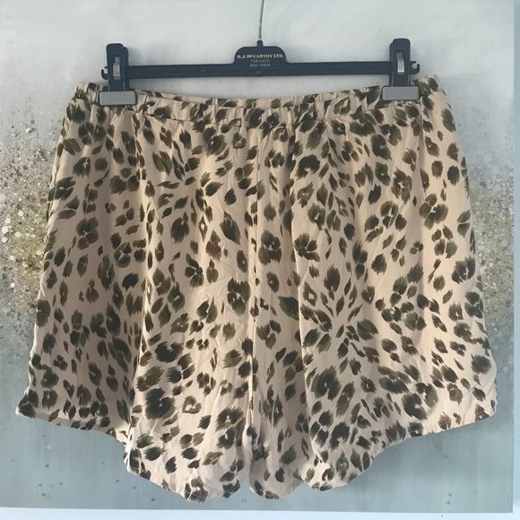 Heartloom Leopard Print Shorts (NWT) - Picture 6 of 11
